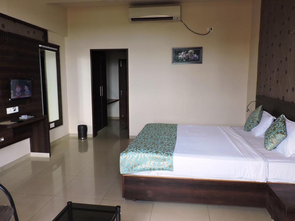 Hotel Sangam Regency Ratnāgiri Zimmer foto